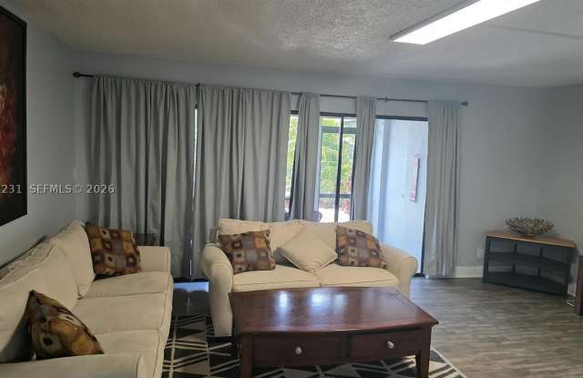 524 Osprey Dr