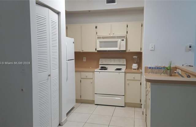 7280 NW 114th Ave
