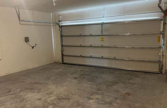 528 BOARDWALK AVENUE