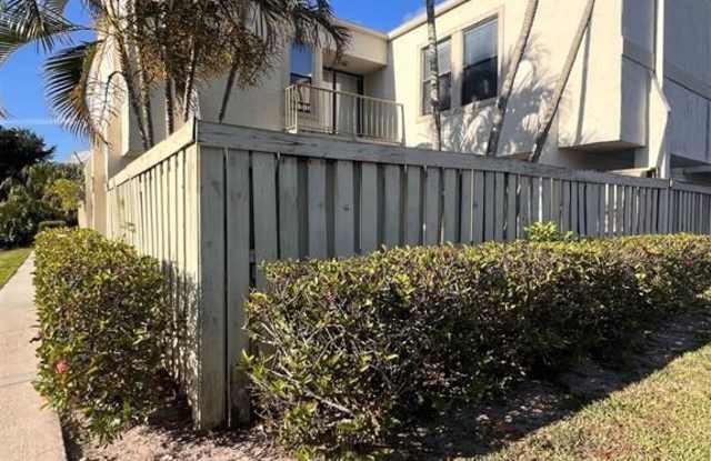 12134 E Regal Ct - 12134 Regal Court West, Wellington, FL 33414