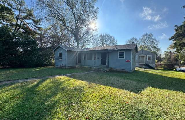 Duplex on Corner lot.