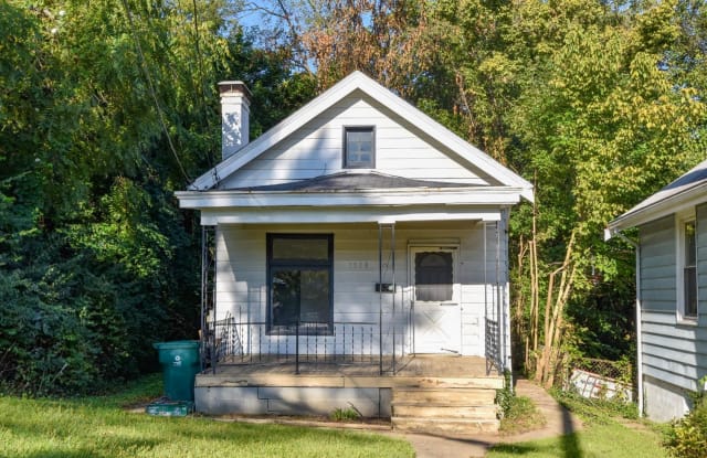 3929 Paxton Avenue - 3929 Paxton Avenue, Cincinnati, OH 45209