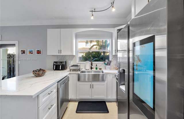 4960 Southwest 136th Avenue