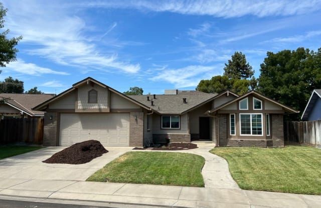 2713 Riverbend Dr - 2713 Riverbend Drive, Ceres, CA 95351