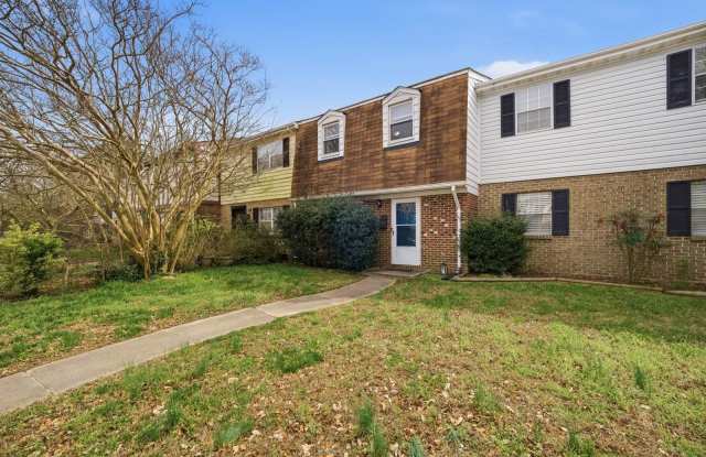 102 Tyburn Court