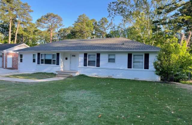 624 Dyer Circle