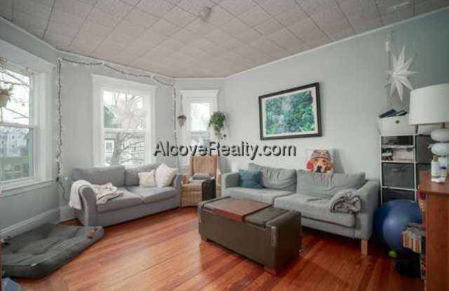 Photo of 81 Bristol Road