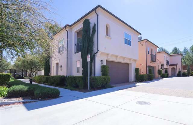 21800 Moveo Drive