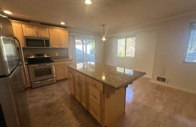 415 Healy Ave S, Unit 122 - 1