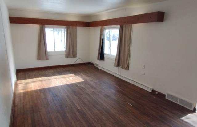 Photo of 609 Crider Avenue Northeast - 1