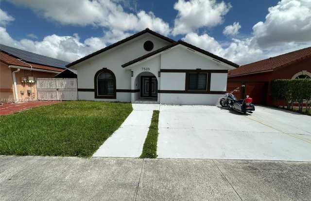 7525 W 32nd Ct - 7525 West 32nd Court, Hialeah, FL 33018