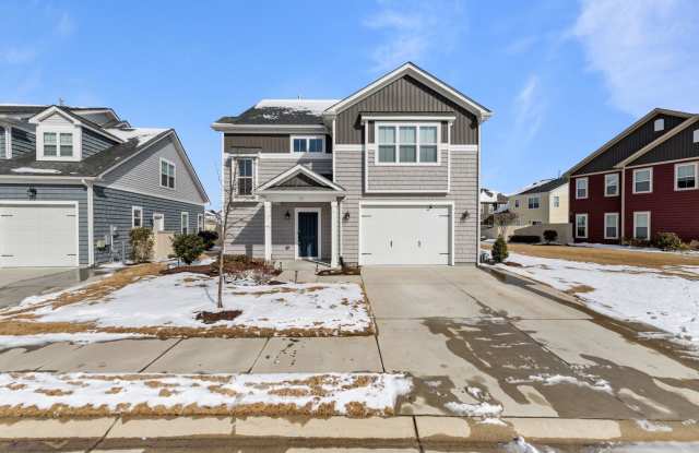 Beautiful 3-Bedroom Home with Private Backyard in Chesapeake