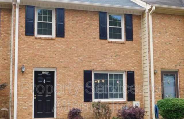 1002 Westfield Trce SE
