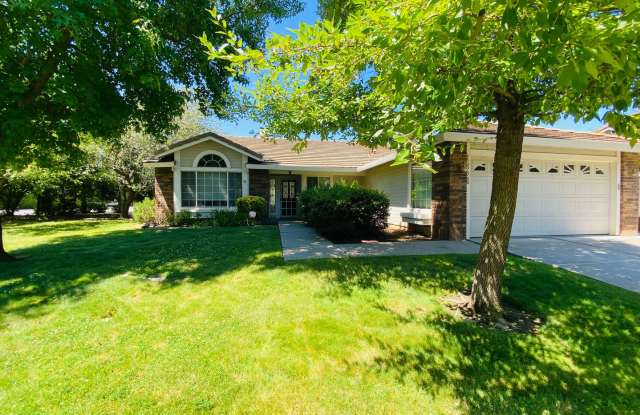 Charming Single-Story Corner Lot Rental