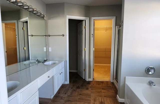 Room in 3 Bedroom Home at Lavista Way