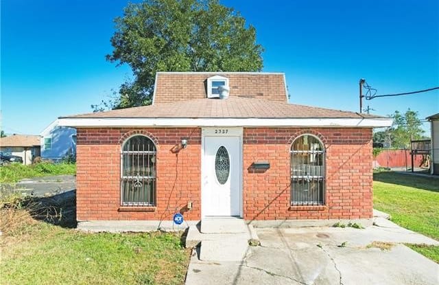 2327 LAMANCHE Street - 2327 Lamanche Street, New Orleans, LA 70117