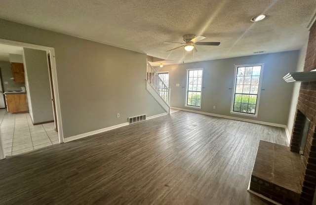 2142 Longlane Drive