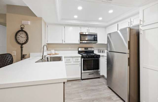 Photo of The Oaks Apartments