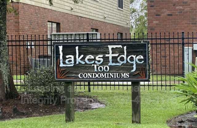 612 S Kenilworth Pkwy