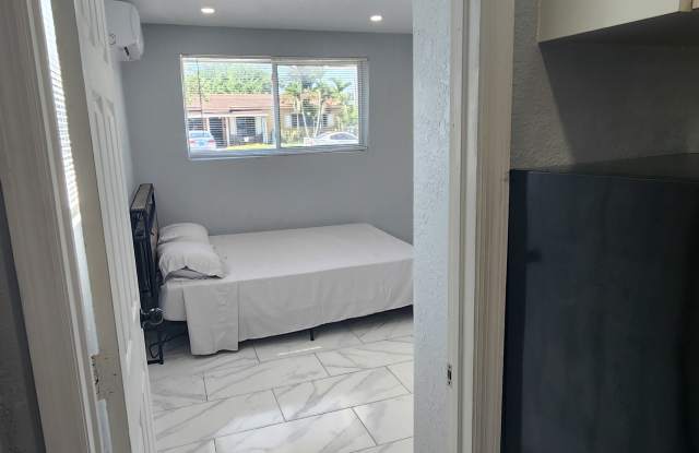 870 Northwest 84th Terrace