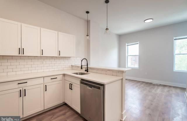 5111 WILLOWS Avenue unit: B