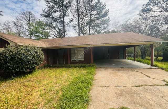 152 W Woodcrest Dr - 152 West Woodcrest Drive, Jackson, MS 39212