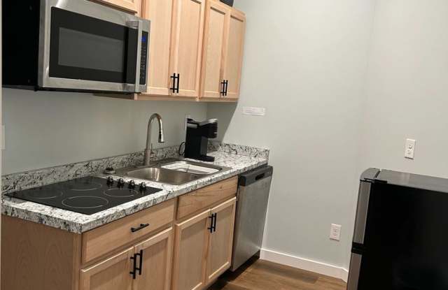 Photo of Room in 3 Bedroom Home at Oakcreek Dr