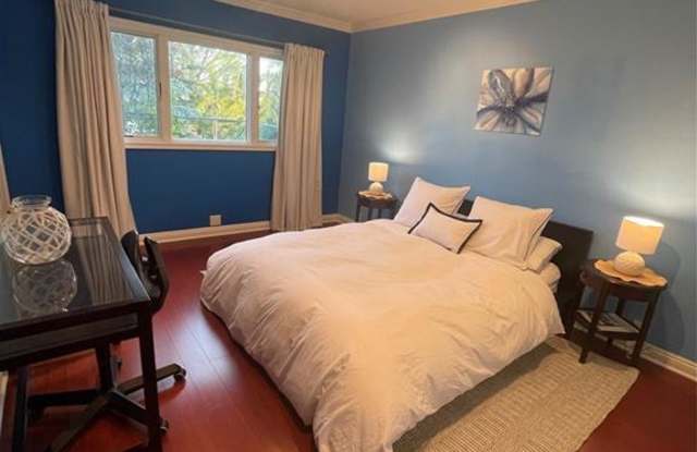 Photo of 16772 Knollwood Drive