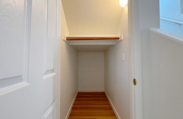 6176 Windmill Island Avenue