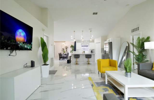 3618 WELLINGTON LANE