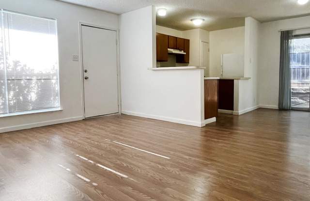 14431 Edgemont Street