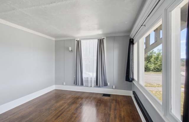 2623 West Maxwell Avenue - 2