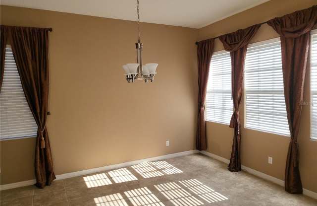 19913 TAMIAMI AVENUE