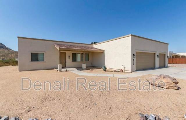 48126 N. Coyote Pass Road