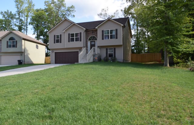 1684 Putnum Drive - 1684 Putnum Dr, Clarksville, TN 37042