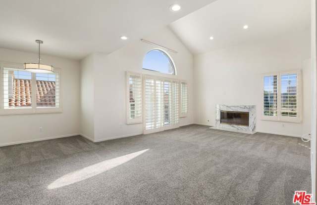 1010 California Ave unit: 307