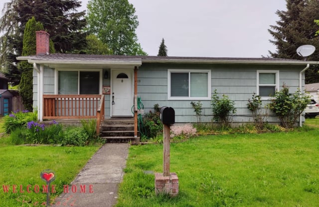 609 N 6th Ave. SW - 609 North 6th Avenue Southwest, Tumwater, WA 98512