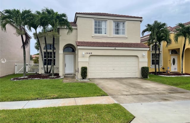 15169 NW 7th St - 15169 NW 7th St, Pembroke Pines, FL 33028