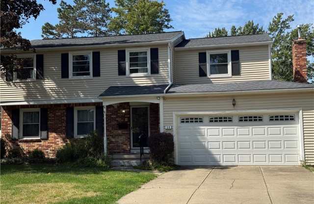 Photo of 59 Laurie Lea