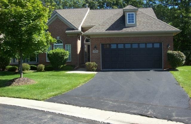 1450 TREYBORNE Circle - 1450 Treyborne Circle, Oakland County, MI 48390