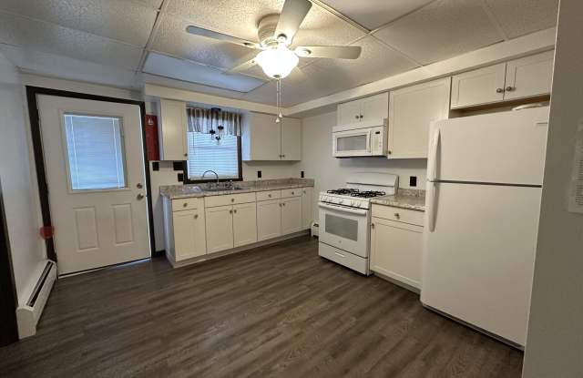 Photo of 548 Main Street unit: Rear