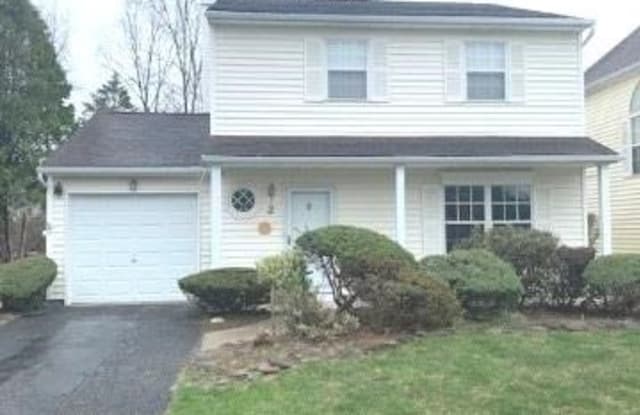 2 Fox Path - 2 Fox Path, Coram, NY 11727