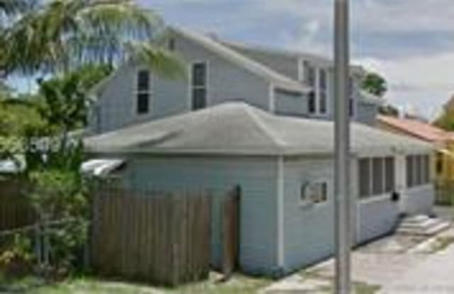 220 Southwest 16th Street - 1 - 220 SW 16th St, Dania Beach, FL 33004