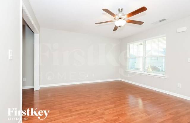 2116 Preserve Circle