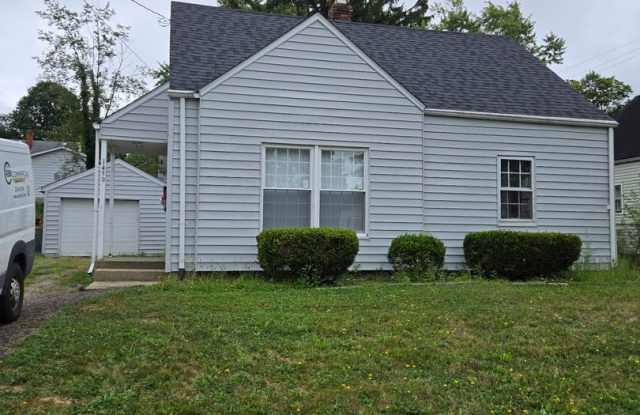 1439 Orlando Ave Akron