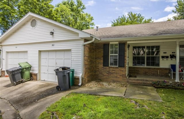 303  S 11th  PL - 303 South 11th Place, Rogers, AR 72756