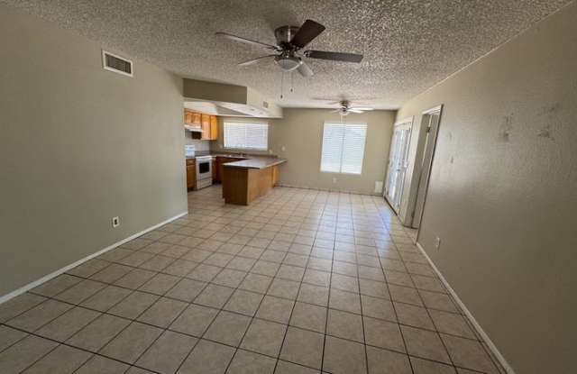 9753 North 68th Drive