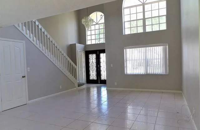 10004 Northwest 57th Place