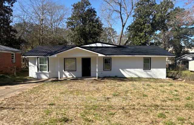 1413 John Smith Ave
