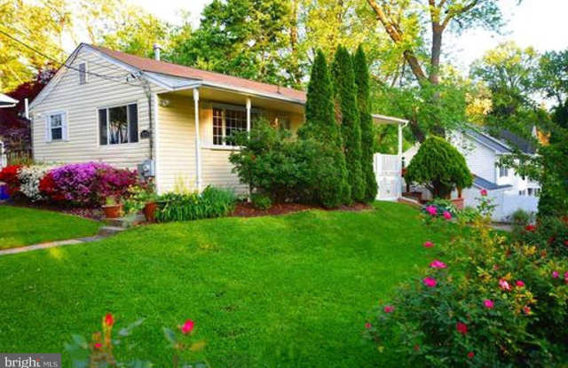3224 EDGEWOOD ROAD